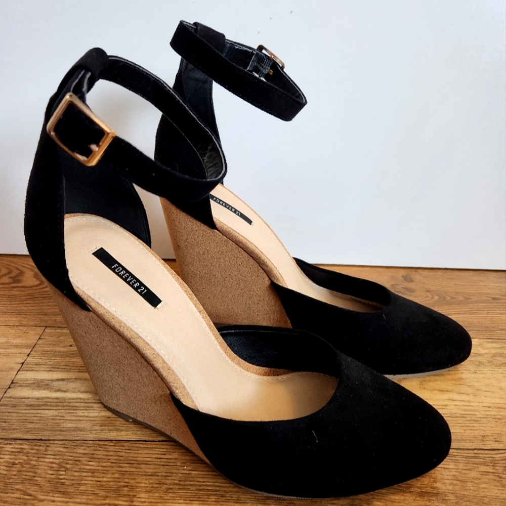 Forever 21 Cork Wedges Size 9